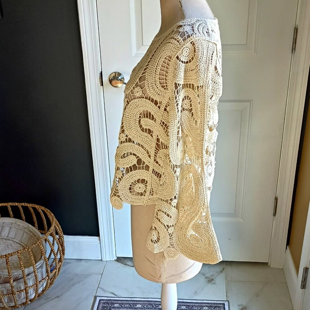 ANTHRO'S SOLITAIRE CROCHET PULLOVER TOP - Picture 3 of 5